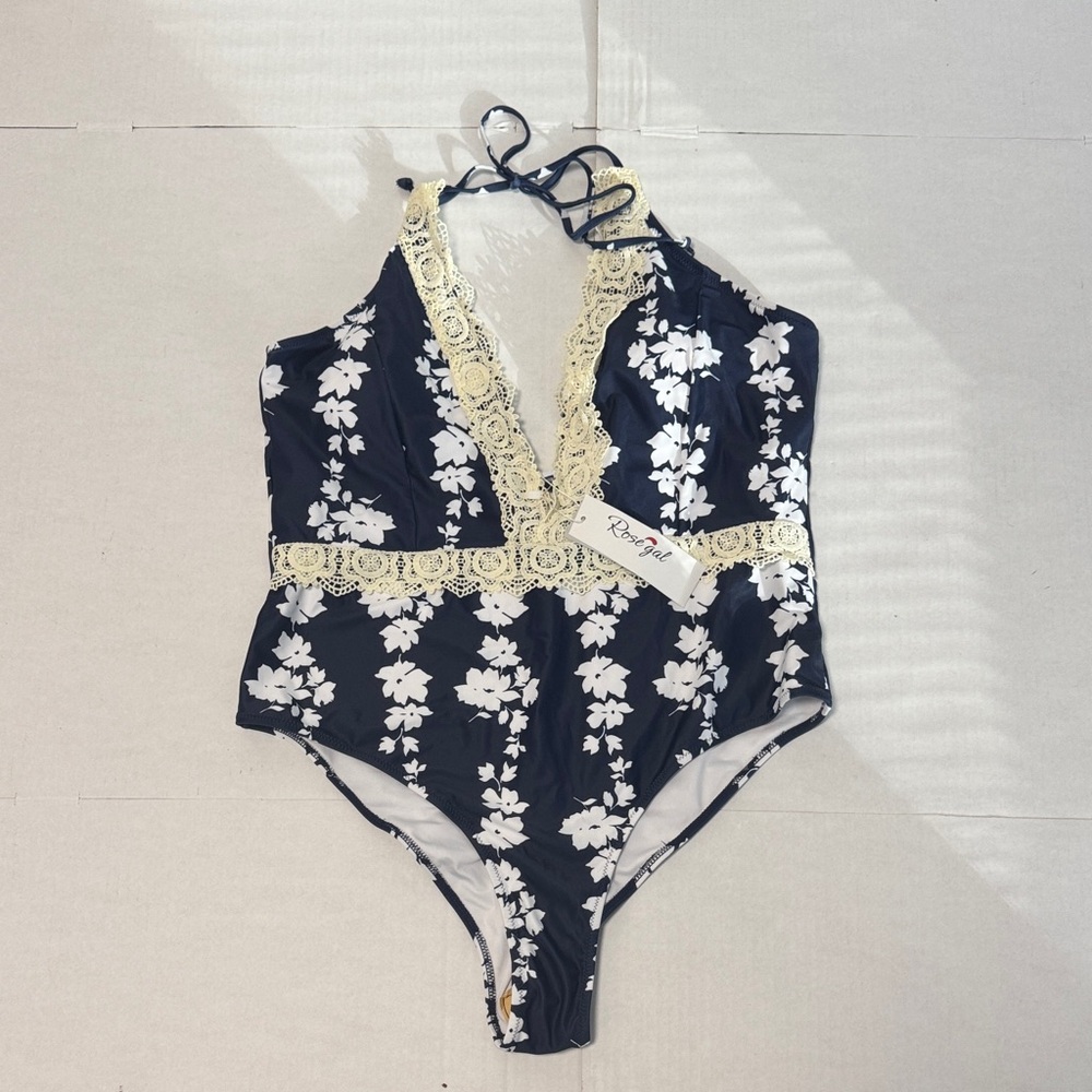 Rosegal One-Piece Swimsuit with White Floral and Cream Lace Trim New Size 18